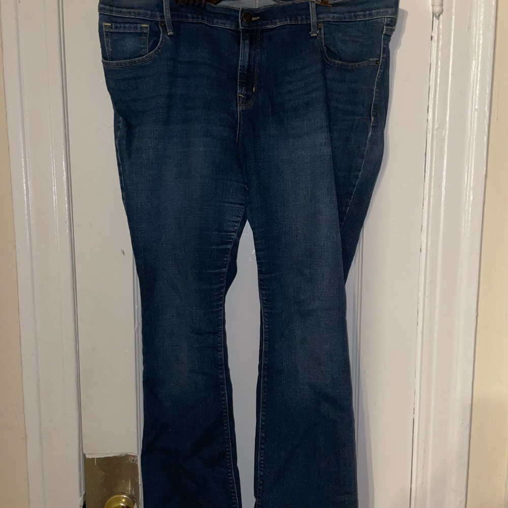 Old Navy original mid-rise Diva bootcut jeans in "crater lake" blue.